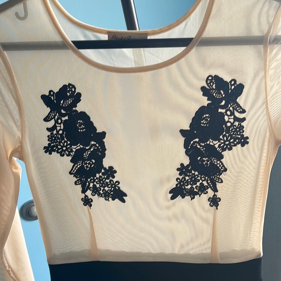 Playful Promises dress, size 10, excellent condition - Picture 2 of 5